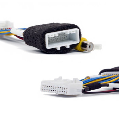 Adapter for anslutning av backkamera till monitor Toyota Touch 2 / Entune / Link – 24-pin