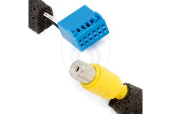 Adapter for anslutning av backkamera till VW, Škoda, Seat monitor