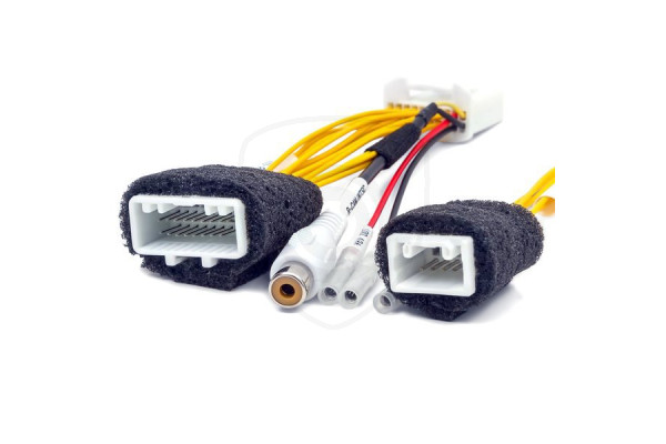 Adapter för anslutning av backkamera till Toyota GEN5 / GEN6 monitor