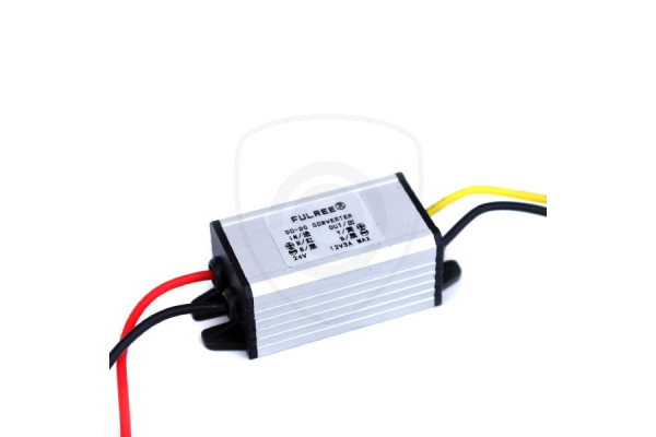 Spänningsomvandlare 24V till 12V (3A)