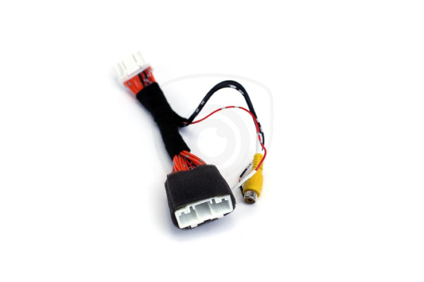 Adapter för backkamera till monitor Mazda 3 Hatchback 2013 - 2018