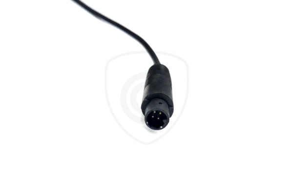 Y-adapter från fyrpolig Mini hane till 1x Cinch hona + strömförsörjning hona