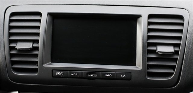 Monitor med DVD och navigationssystem